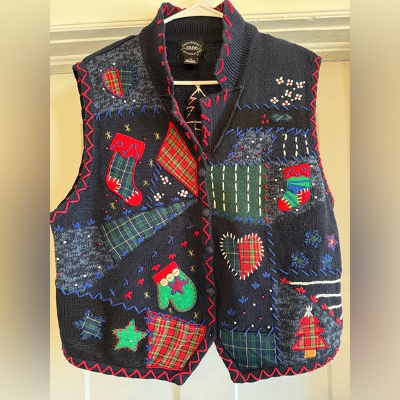 Designers Studio Originals Christmas sweater vest - Picture 1 of 4